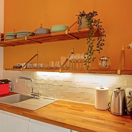 Renovated Cosy 1bedroom In Santos 펜션 리스본